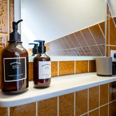 Mit 2 Zimmern - Herbert * Μπίλεφελντ