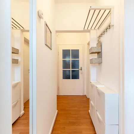 Apartamento Mit 2 Zimmern - Herbert Bielefeld