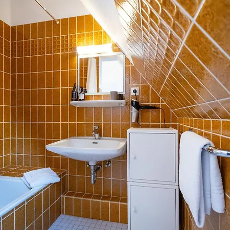 Apartamento Mit 2 Zimmern - Herbert